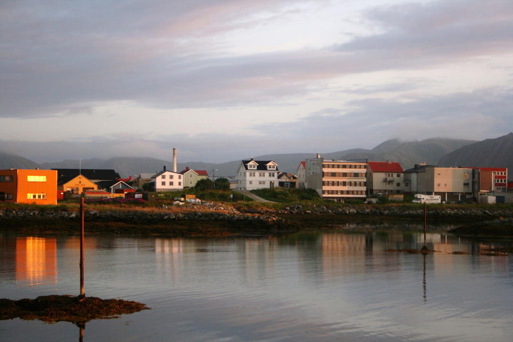 Kristina Apartment & Alma House Andenes Exterior photo